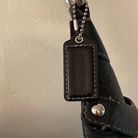 Coach Penelope 2010 Black Pebbled Leather Shoulder Bag - Picture 2 of 11